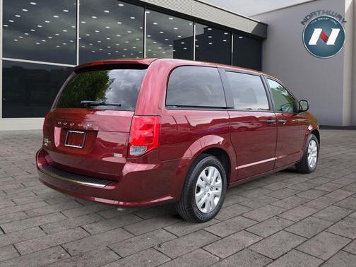 Octane Red Pearlcoat 2019 Dodge Grand Caravan SE