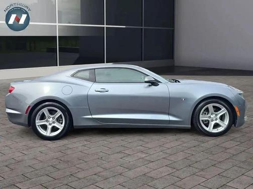 2022 Chevrolet Camaro 1LT