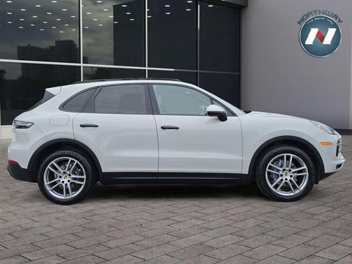 Quartzite Grey Metallic 2020 Porsche Cayenne Cayenne