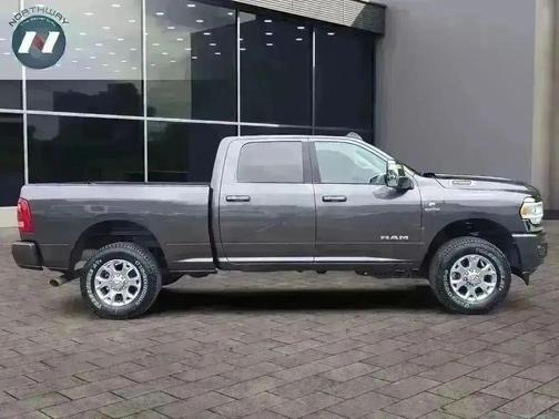 2024 RAM 2500 Laramie Crew Cab 4x4 6'4' Box