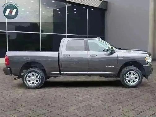 2024 RAM 2500 Laramie Crew Cab 4x4 6'4' Box