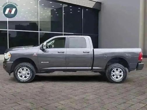2024 RAM 2500 Laramie Crew Cab 4x4 6'4' Box