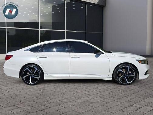 2022 Honda Accord Sport SE