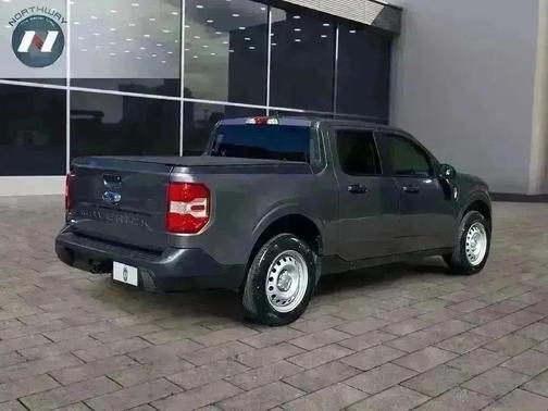 2022 Ford Maverick XL