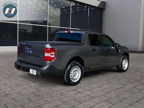 2022 Ford Maverick XL