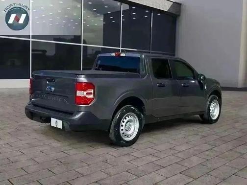 2022 Ford Maverick XL