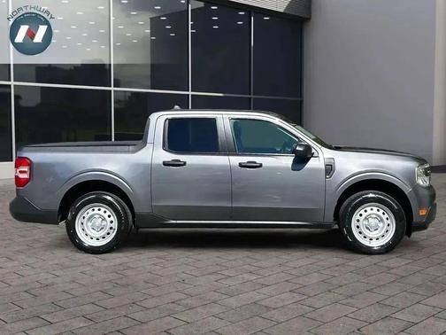 2022 Ford Maverick XL