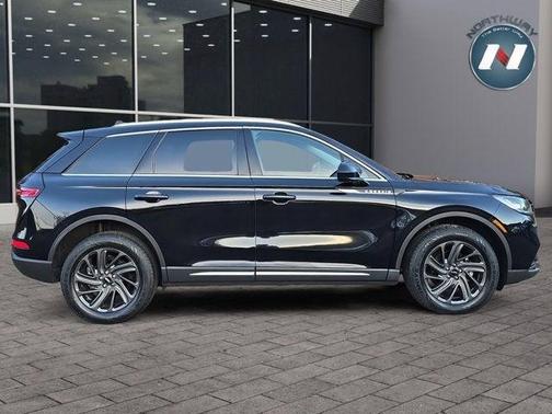 2021 Lincoln Corsair Standard