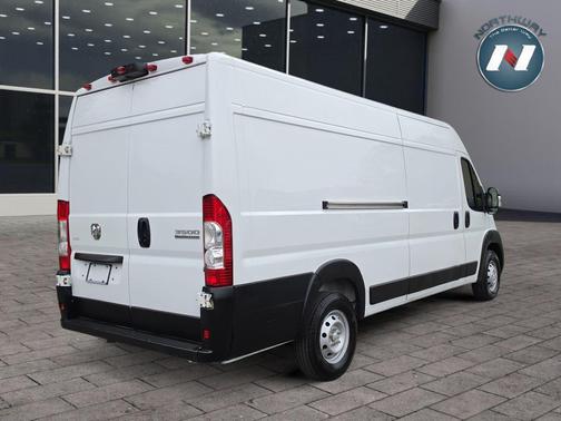 Bright White Clearcoat 2023 RAM ProMaster 3500 High Roof