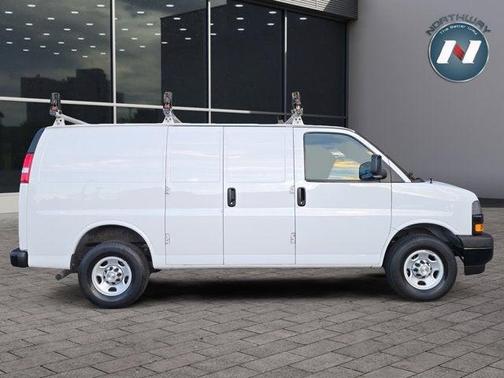 2022 Chevrolet Express 2500 Work Van