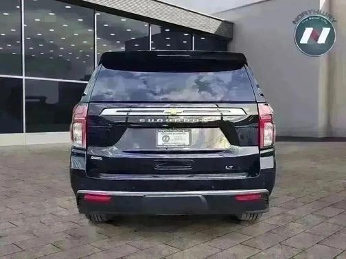 2022 Chevrolet Suburban LT