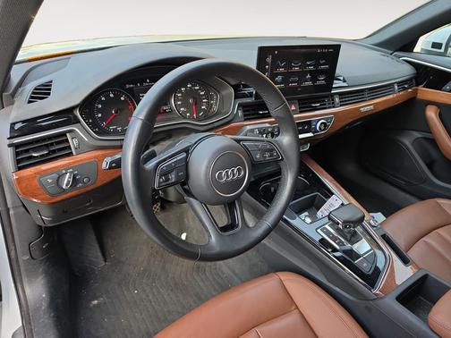 White 2023 Audi A4 allroad 45 Premium
