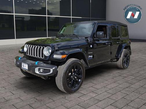 Black Clearcoat 2024 Jeep Wrangler 4xe Sahara