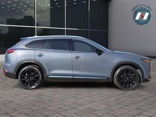 2023 Mazda CX-9 Carbon Edition
