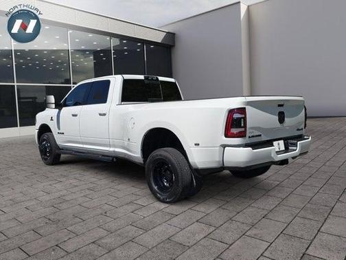 2024 RAM 3500 Laramie