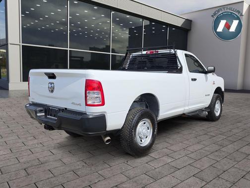 Bright White Clearcoat 2022 RAM 2500 Tradesman Regular Cab 4x4 8' Box