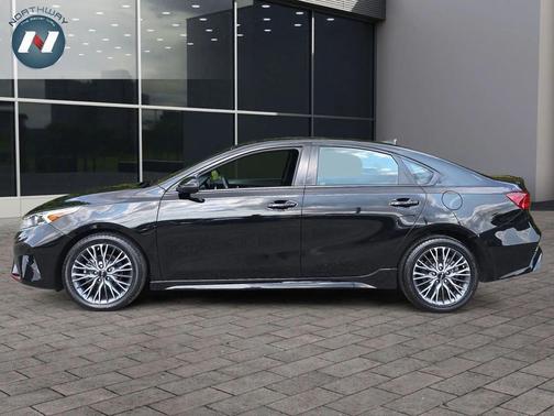 2022 Kia Forte GT-Line