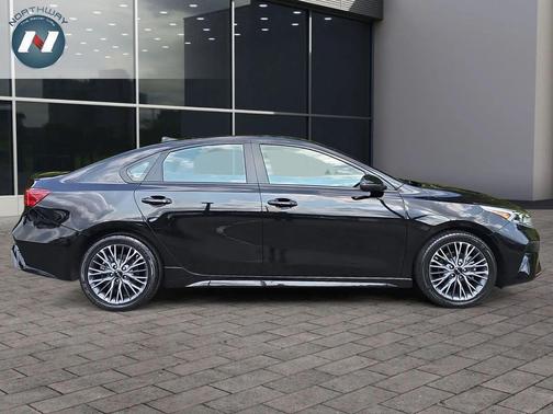 2022 Kia Forte GT-Line