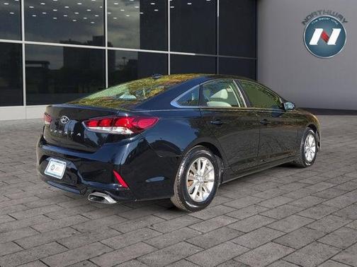 2018 Hyundai SONATA SE