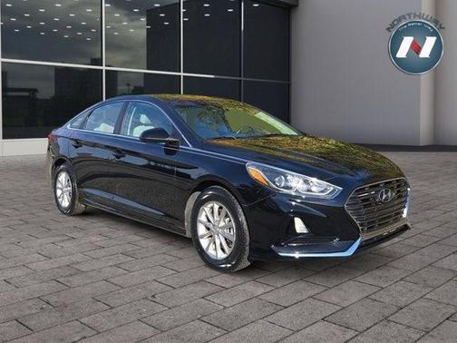 2018 Hyundai SONATA SE