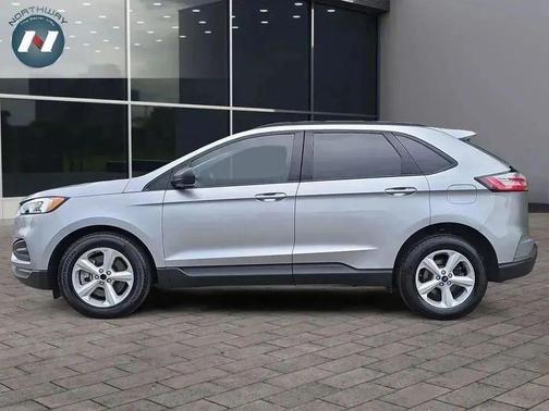 2021 Ford Edge SE