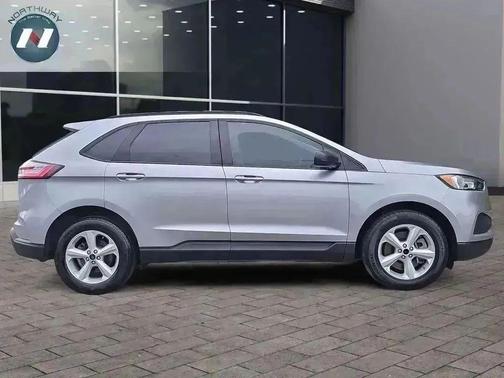 2021 Ford Edge SE