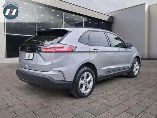 2021 Ford Edge SE