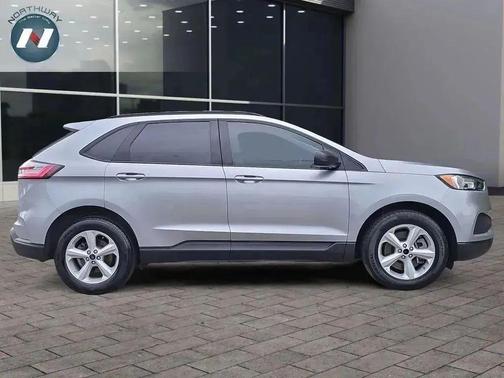 2021 Ford Edge SE