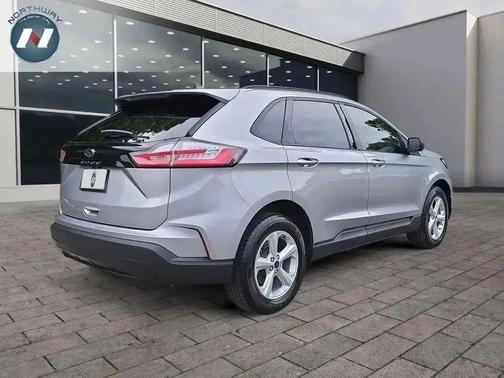2021 Ford Edge SE