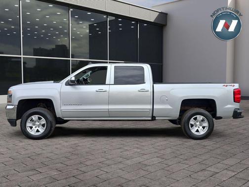 Silver Ice Metallic 2018 Chevrolet Silverado 1500 1LT