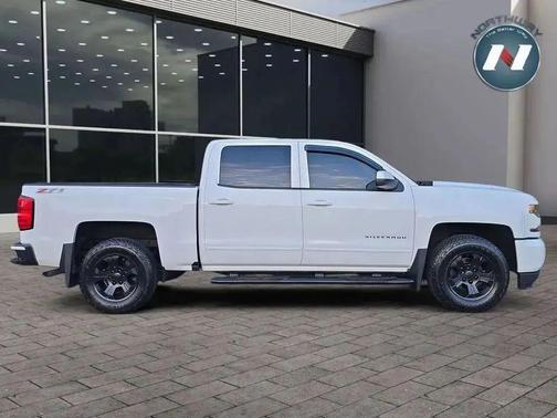 2017 Chevrolet Silverado 1500 2LT