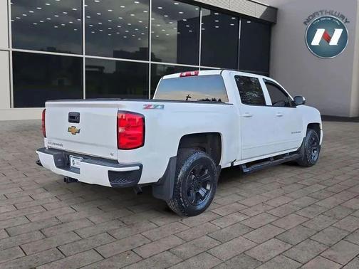 2017 Chevrolet Silverado 1500 2LT