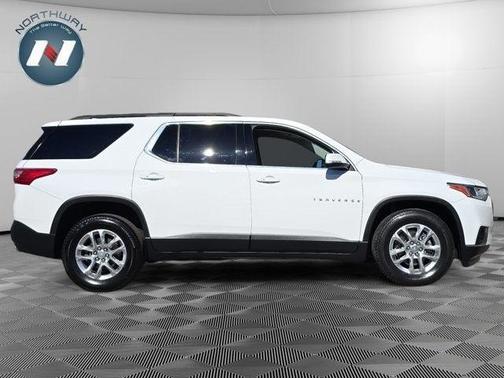 2021 Chevrolet Traverse LT Leather