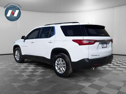 2021 Chevrolet Traverse LT Leather