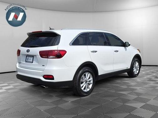 2020 Kia Sorento LX
