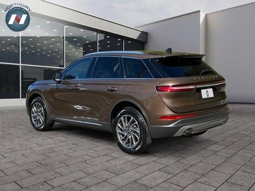 2022 Lincoln Corsair Standard