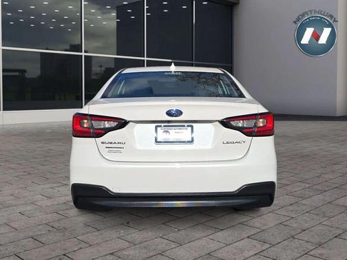 2023 Subaru Legacy Base