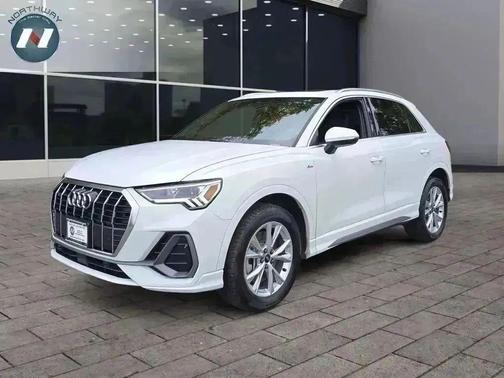 2023 Audi Q3 Premium 45 TFSI S line quattro Tiptronic