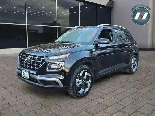 2023 Hyundai VENUE SEL