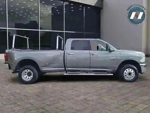 2012 RAM 3500 SLT