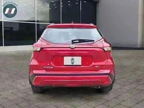 2024 Nissan Kicks SV