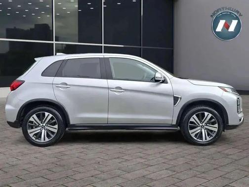 2020 Mitsubishi Outlander Sport SE