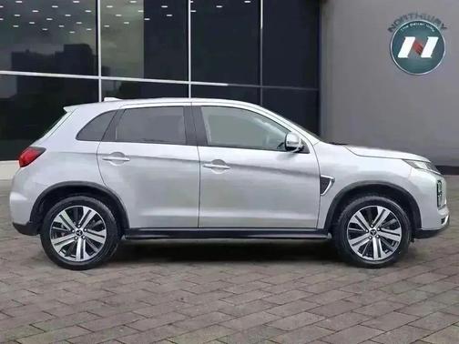 2020 Mitsubishi Outlander Sport SE