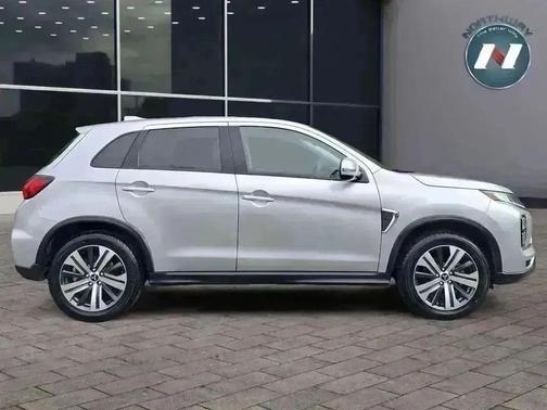 2020 Mitsubishi Outlander Sport SE