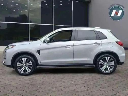 2020 Mitsubishi Outlander Sport SE