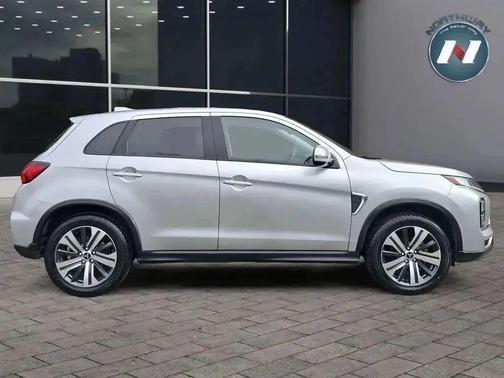 2020 Mitsubishi Outlander Sport SE