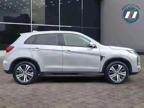 2020 Mitsubishi Outlander Sport SE