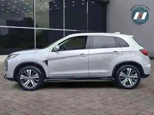 2020 Mitsubishi Outlander Sport SE