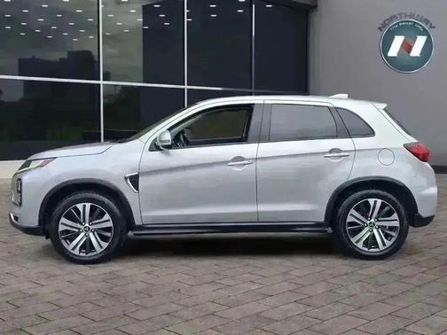 2020 Mitsubishi Outlander Sport SE