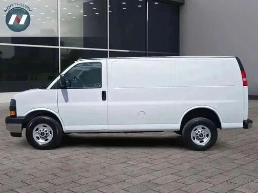 2023 GMC Savana 2500 Work Van